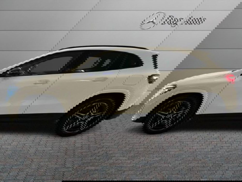 Mercedes-Benz GLA SUV usata a Avellino (6)