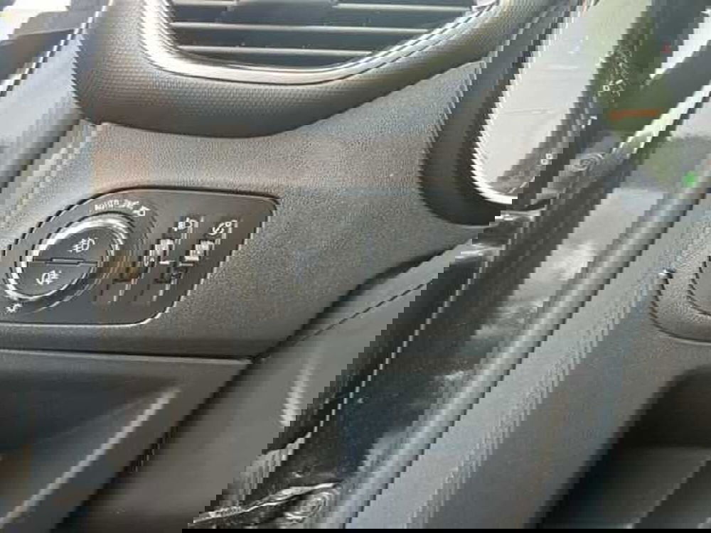 Opel Crossland X usata a Ravenna (17)