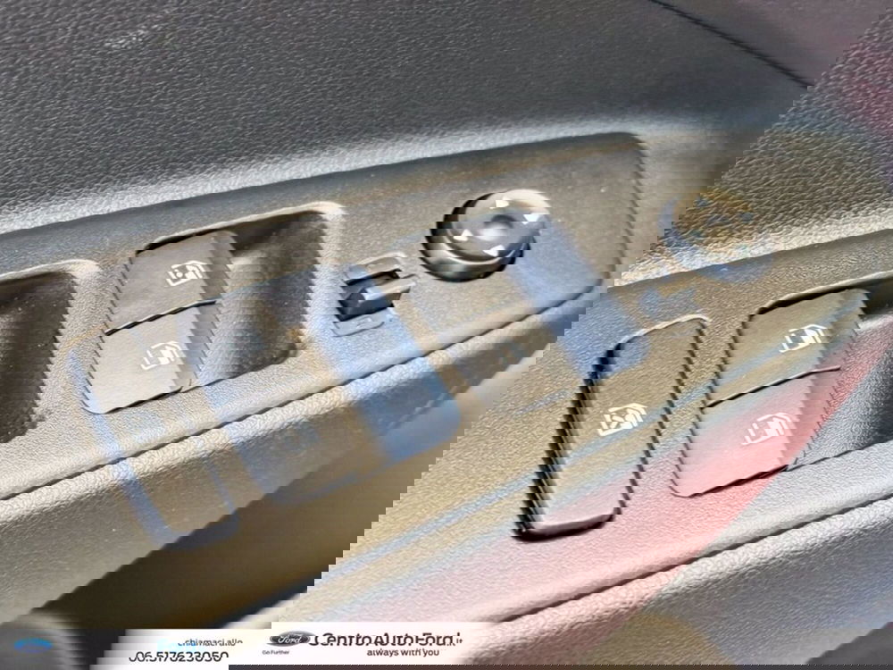 Hyundai i10 nuova a Roma (19)