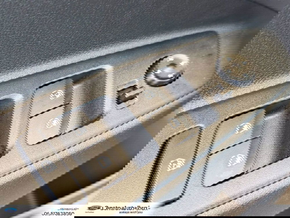 Hyundai i10 nuova a Roma (19)