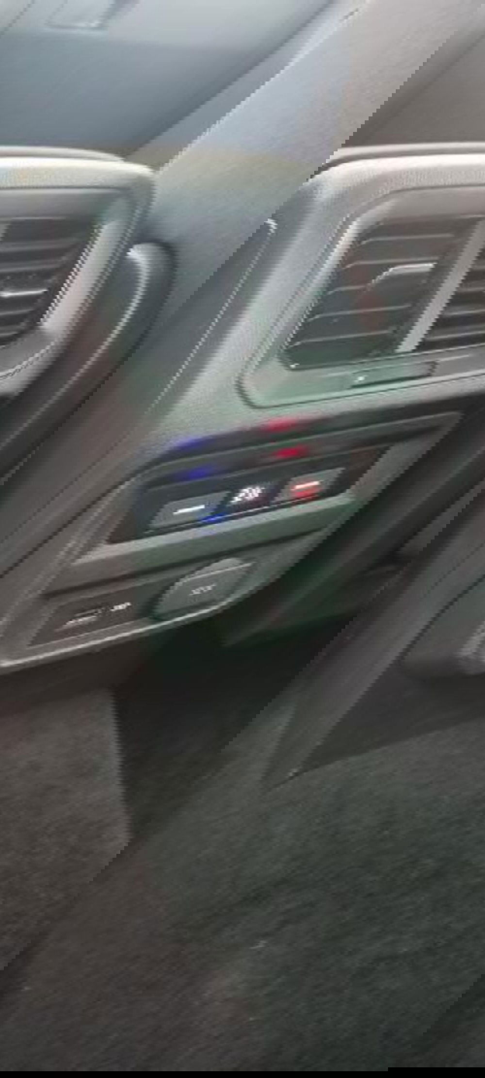 Volkswagen Tiguan usata a Udine (16)