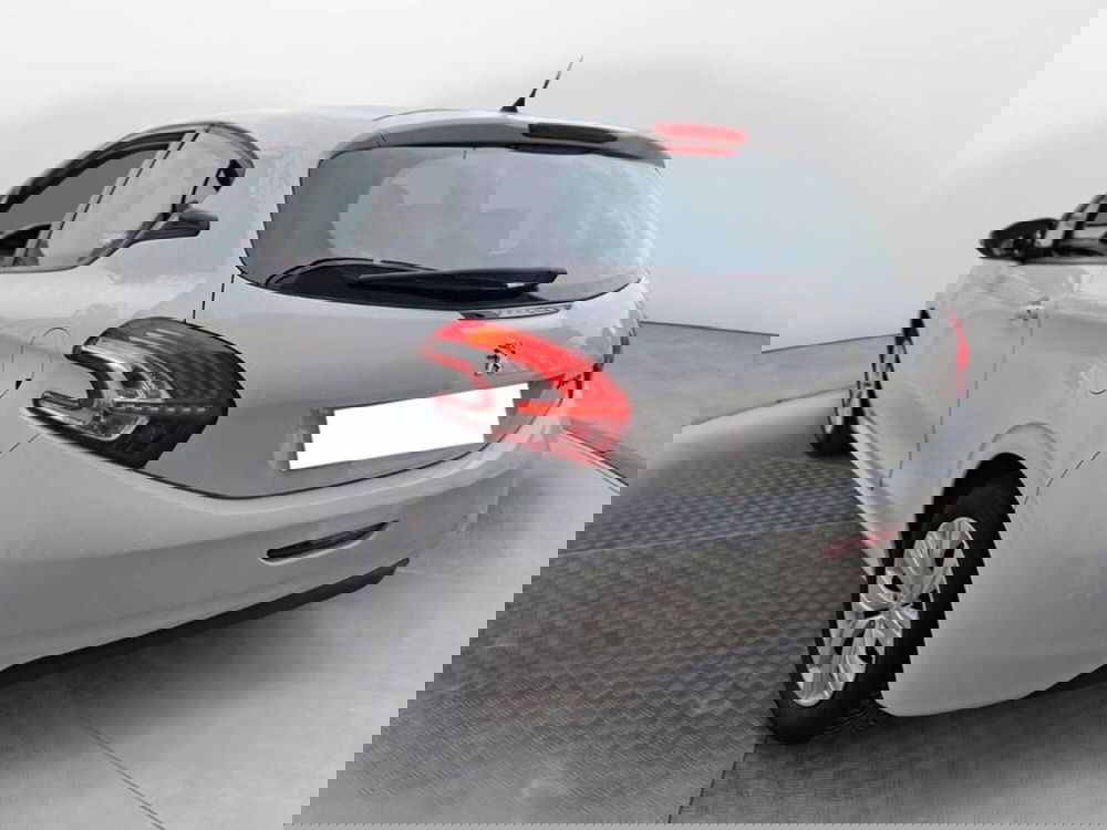 Peugeot 208 usata a Torino (4)