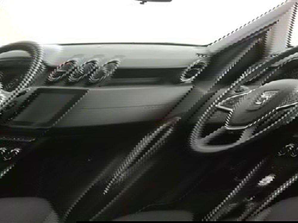 Dacia Duster usata a Bari (15)