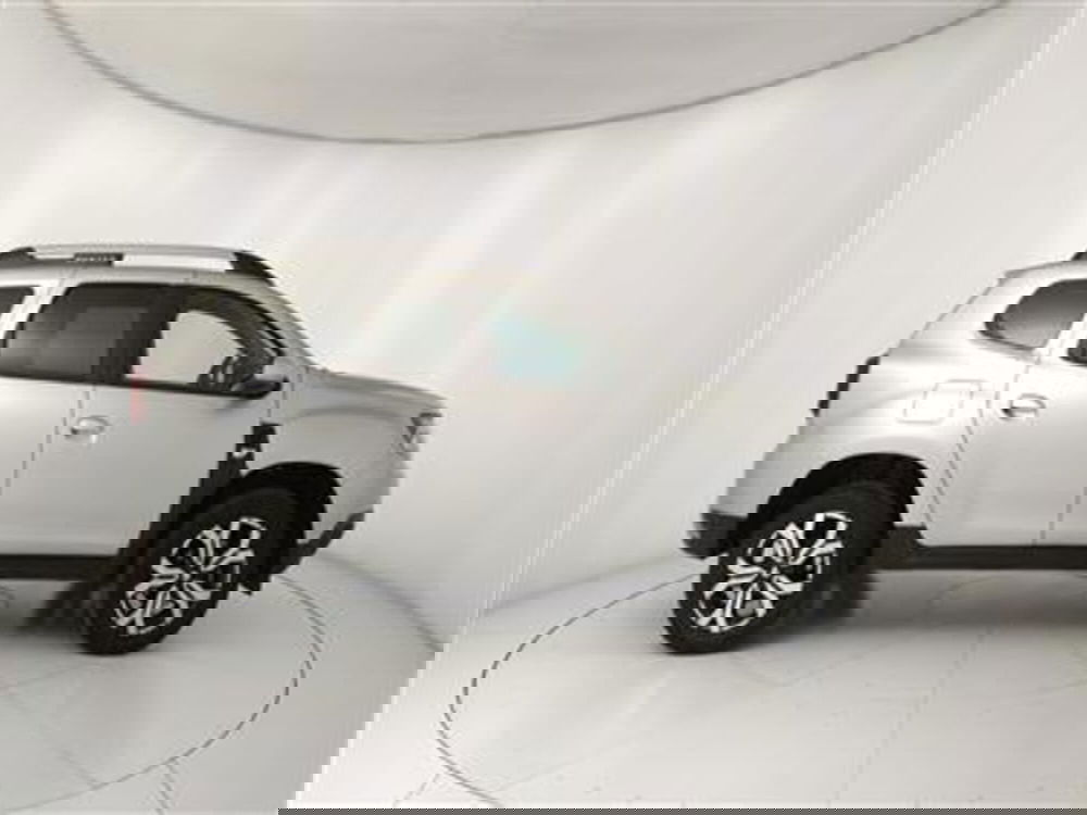 Dacia Duster usata a Bari (9)