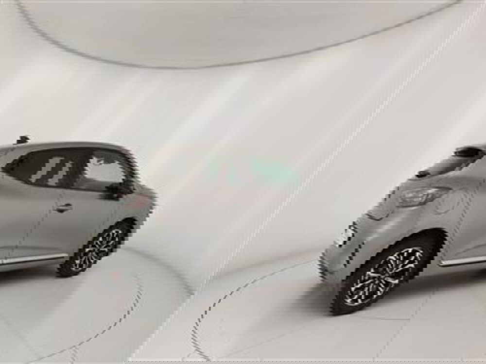 Renault Clio usata a Bari (8)