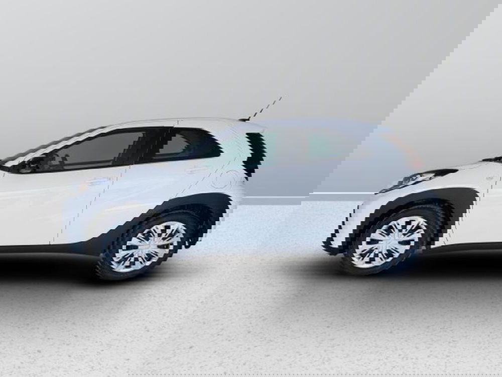 Toyota Aygo X nuova a Teramo (3)