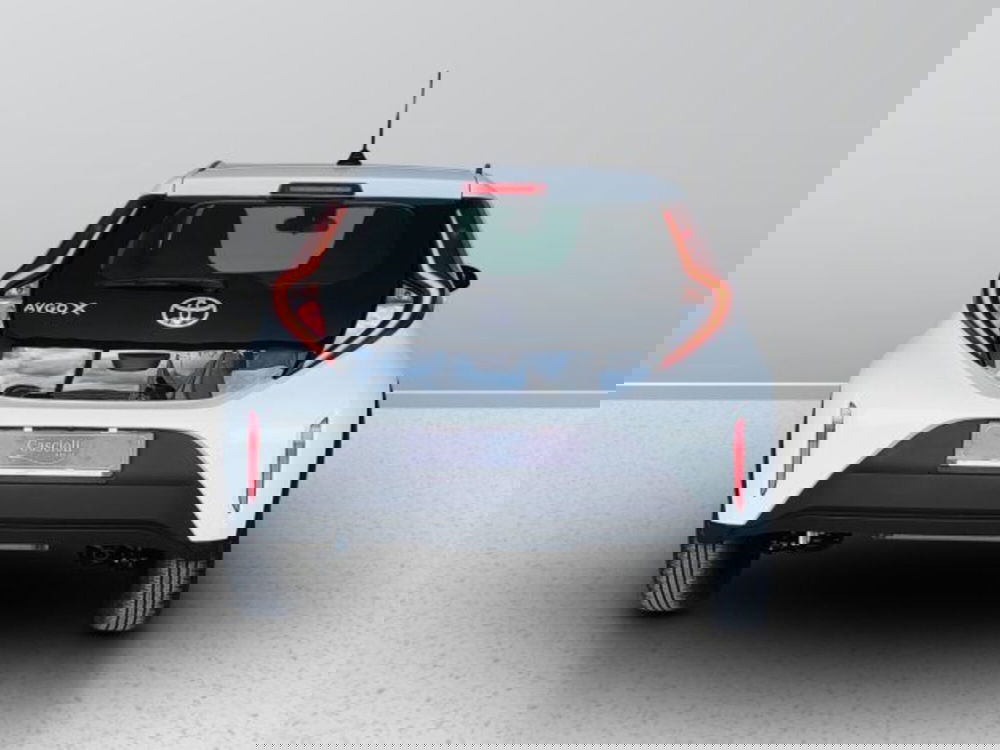 Toyota Aygo X nuova a Teramo (4)