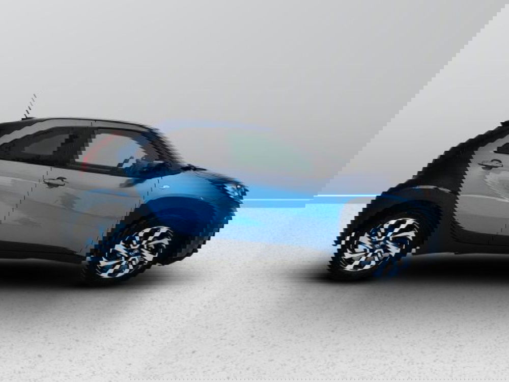 Toyota Aygo X nuova a Teramo (5)