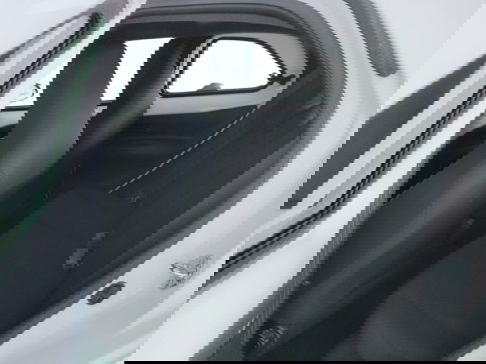 Toyota Aygo X nuova a Teramo (10)