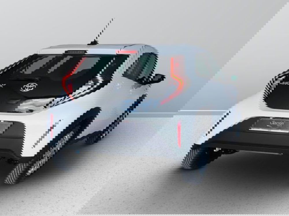 Toyota Aygo X nuova a Teramo (6)