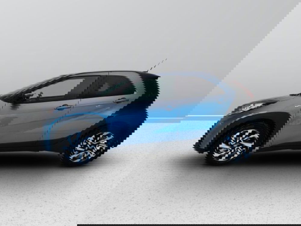 Toyota Aygo X nuova a Teramo (3)