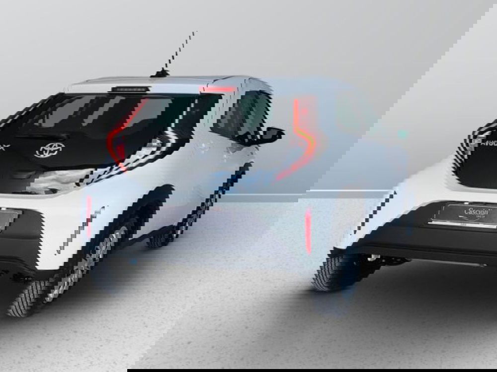 Toyota Aygo X nuova a Teramo (6)