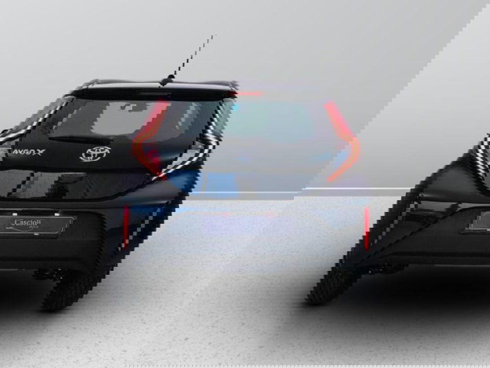 Toyota Aygo X nuova a Teramo (4)