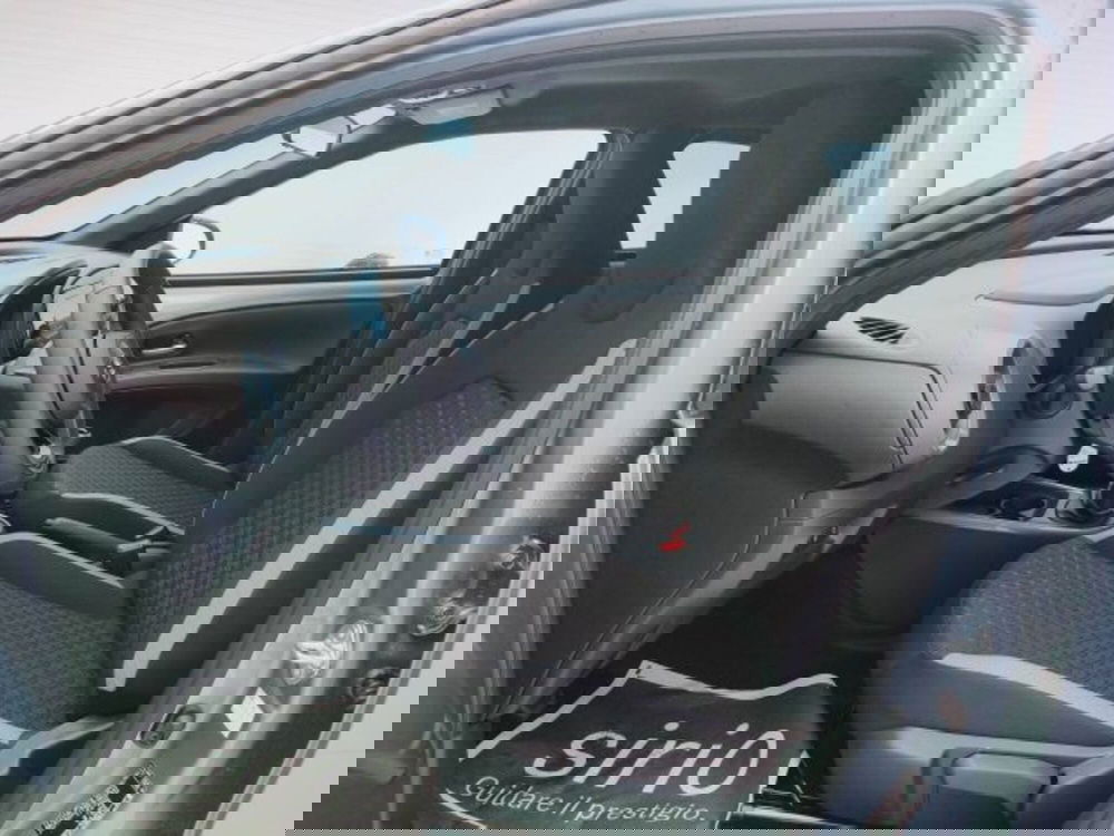 Toyota Aygo X nuova a Teramo (12)