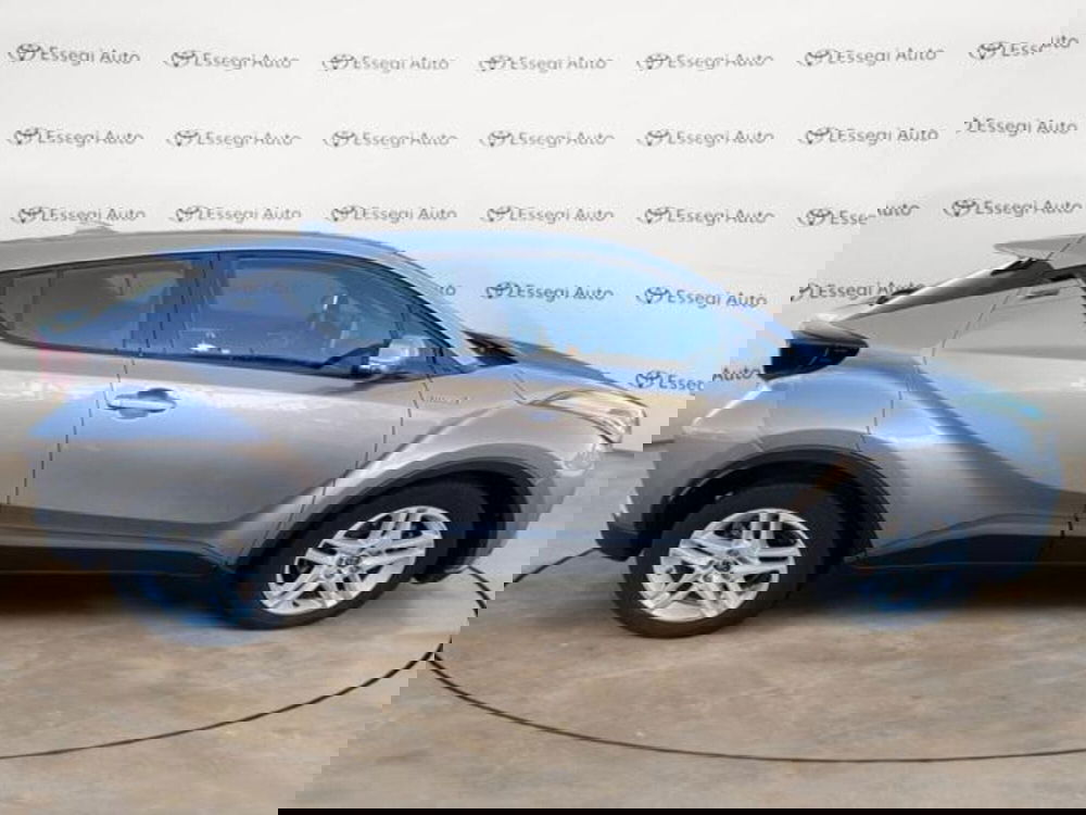 Toyota Toyota C-HR usata a Vercelli (14)