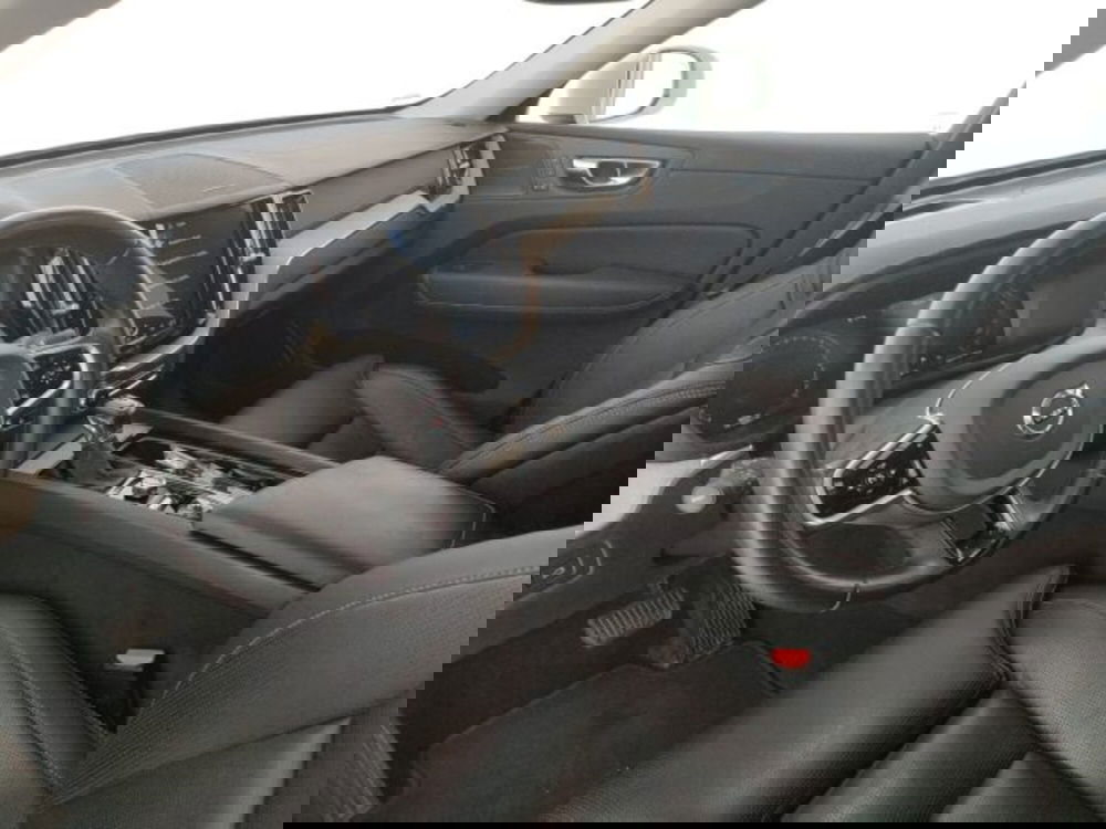 Volvo XC60 usata a Modena (8)