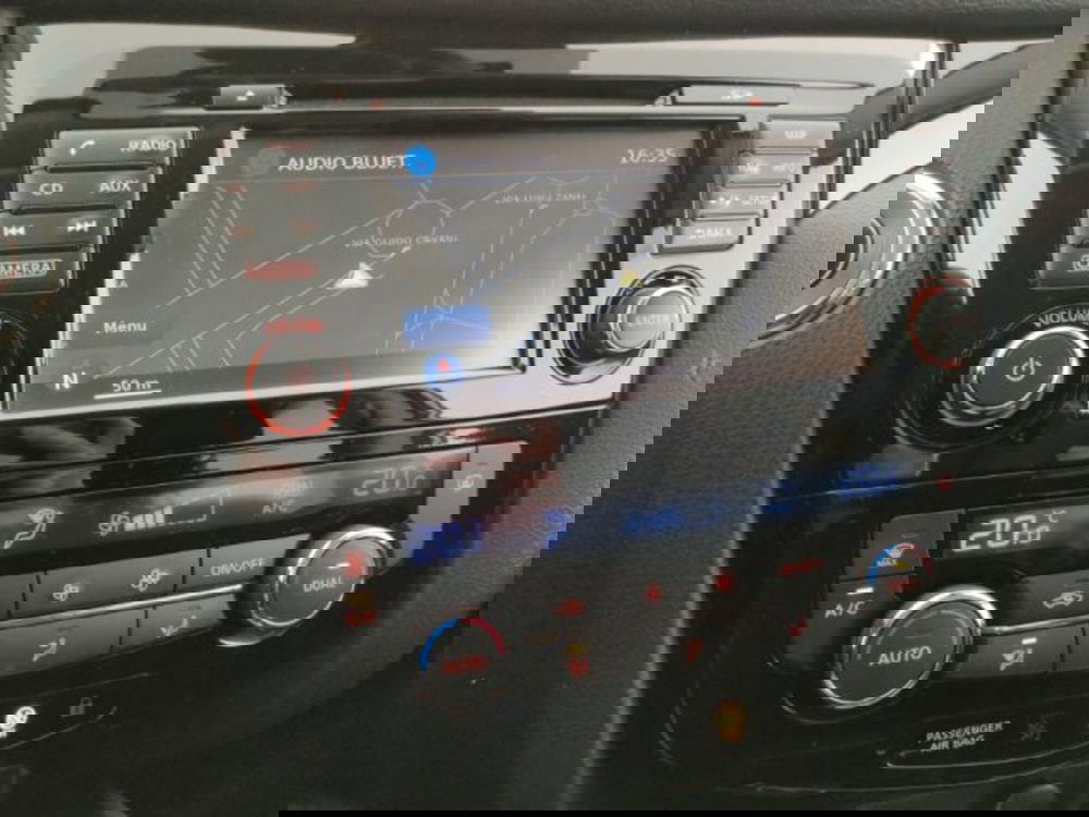 Nissan Qashqai usata a Modena (14)
