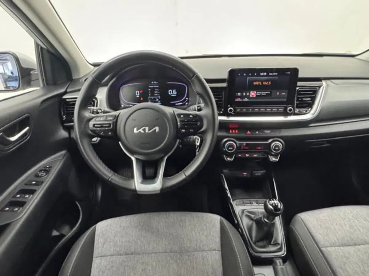 Kia Stonic usata a Como (10)