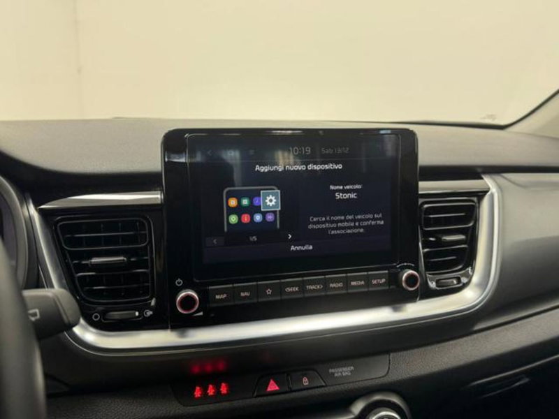 Kia Stonic usata a Como (13)