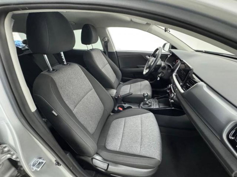 Kia Stonic usata a Como (3)