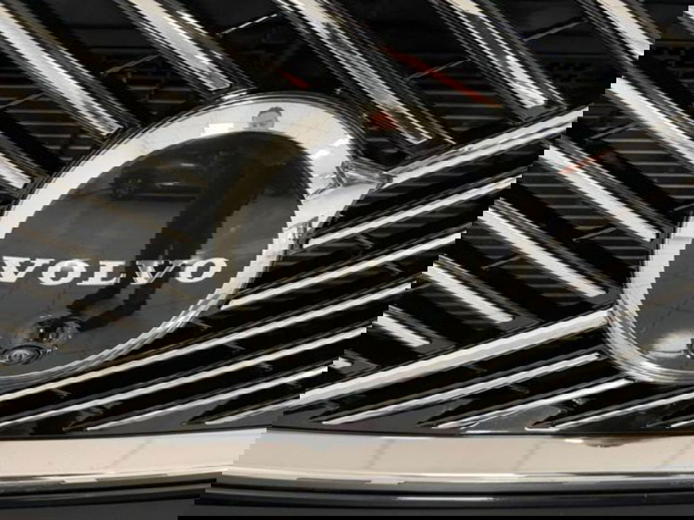 Volvo XC90 usata a Como (18)