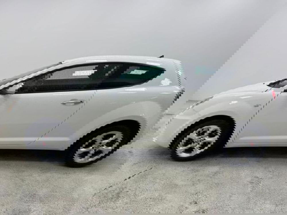 Alfa Romeo MiTo usata a Como (8)