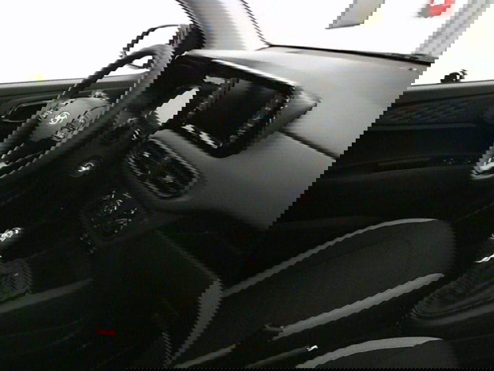 Hyundai i10 nuova a Novara (4)