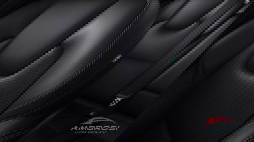 Volvo XC60 nuova a Perugia (10)