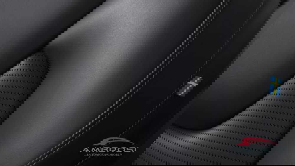 Volvo XC60 nuova a Perugia (13)