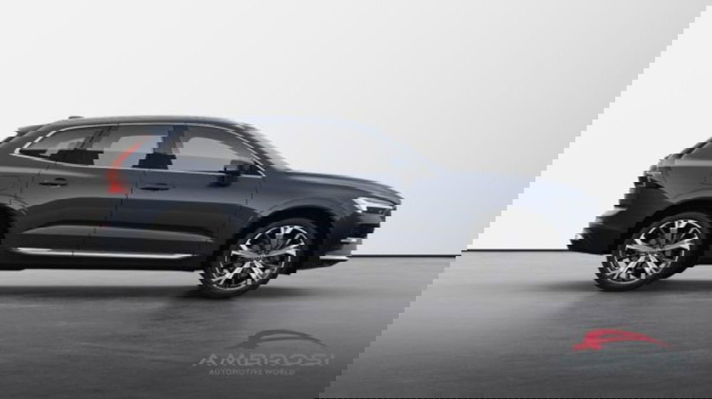 Volvo XC60 nuova a Perugia (4)