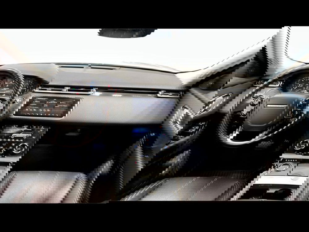 Land Rover Range Rover Velar usata a Varese (4)