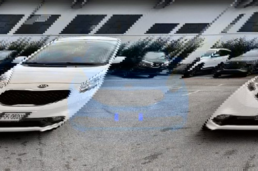 Kia Venga usata a Latina (2)