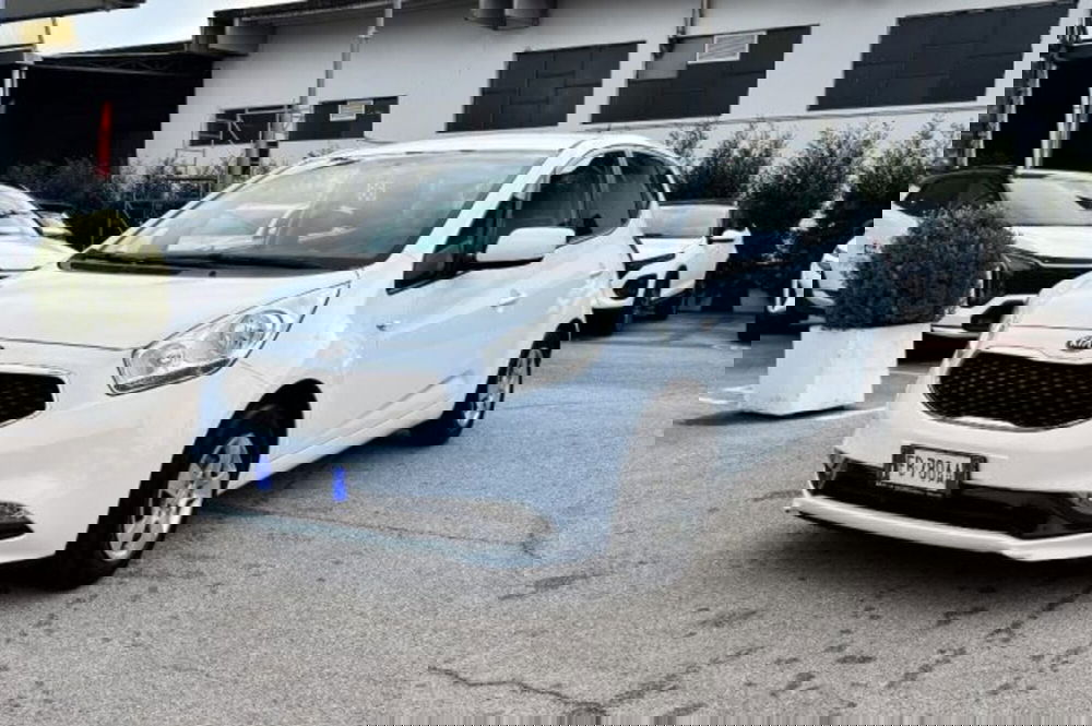 Kia Venga usata a Latina (3)