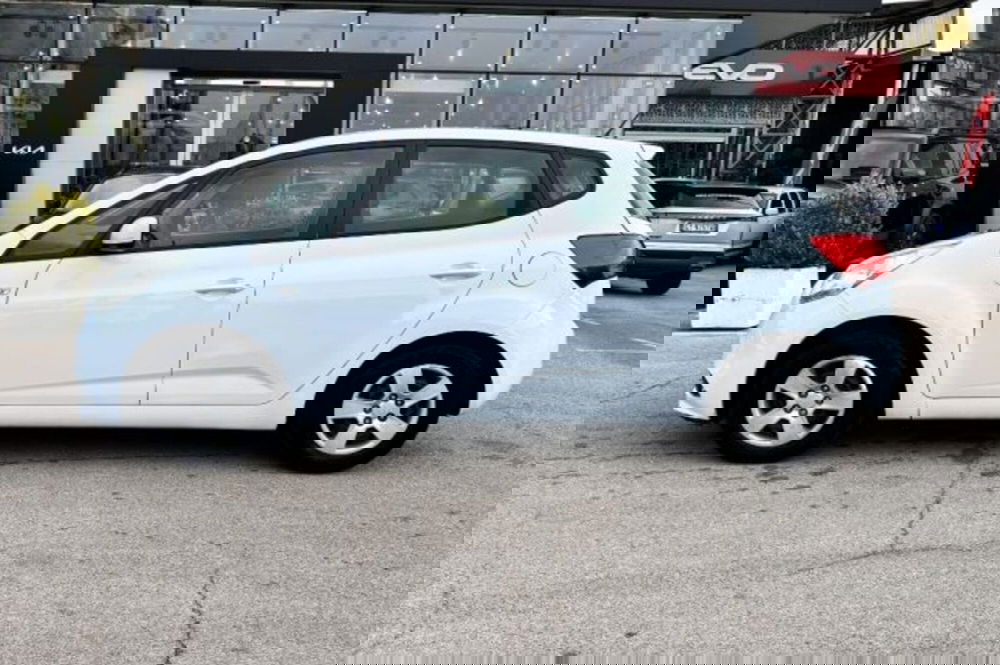 Kia Venga usata a Latina (4)