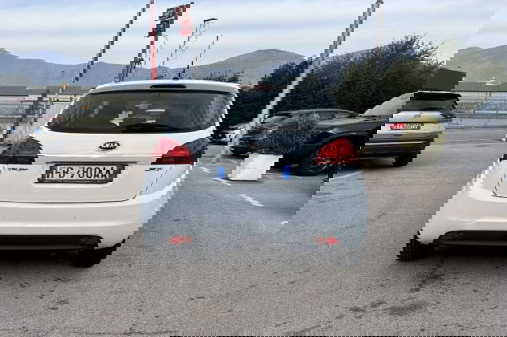 Kia Venga usata a Latina (6)