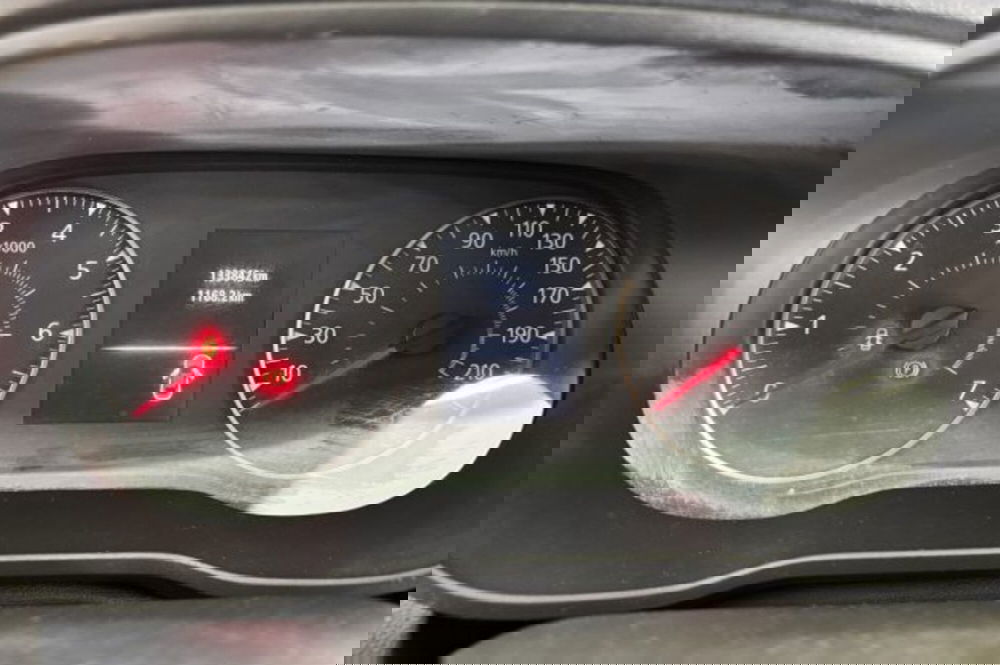 Dacia Duster usata a Latina (13)