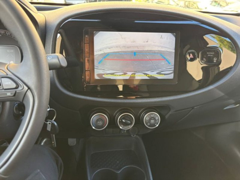 Toyota Aygo X nuova a Reggio Calabria (2)