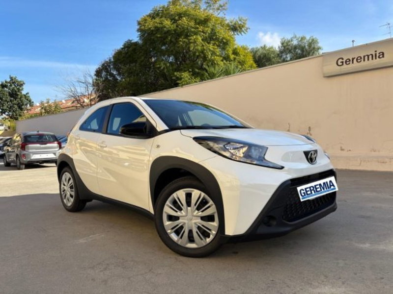 Toyota Aygo X nuova a Reggio Calabria (11)