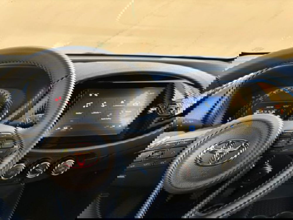 Toyota Aygo X nuova a Reggio Calabria (8)