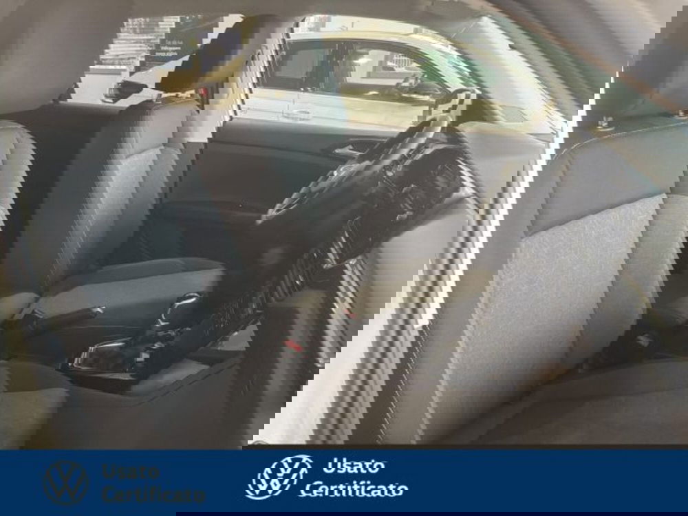 Volkswagen T-Cross usata a Vicenza (8)