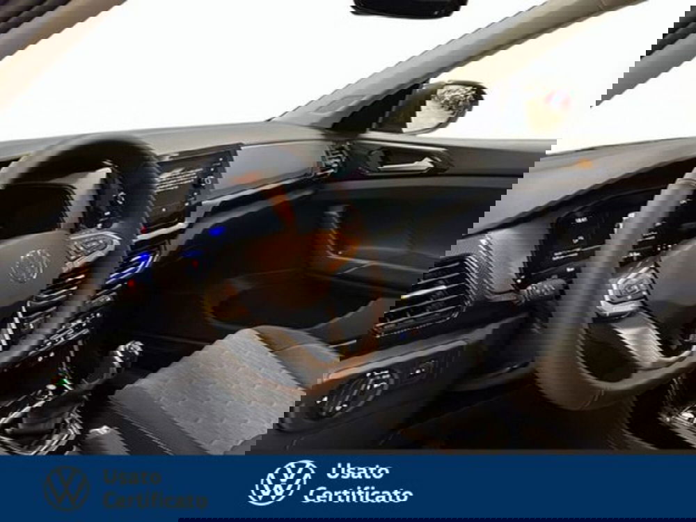 Volkswagen T-Cross nuova a Vicenza (6)