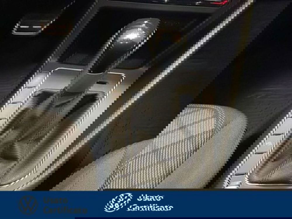 Volkswagen Taigo usata a Vicenza (11)