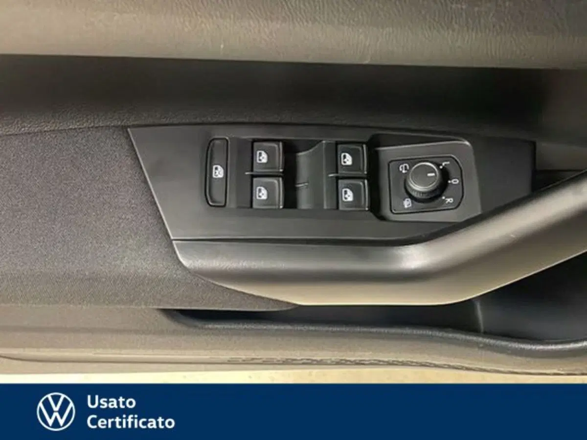 Volkswagen Taigo usata a Vicenza (17)