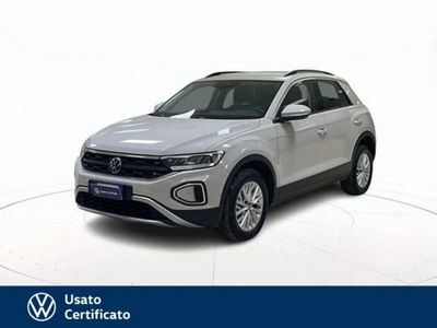 Volkswagen T-Roc 2.0 tdi Life 115cv del 2023 usata a Arzignano