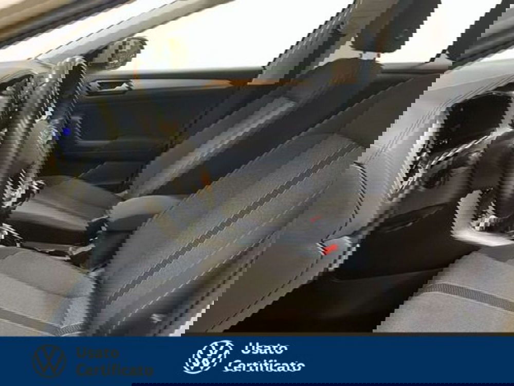 Volkswagen T-Roc usata a Vicenza (13)