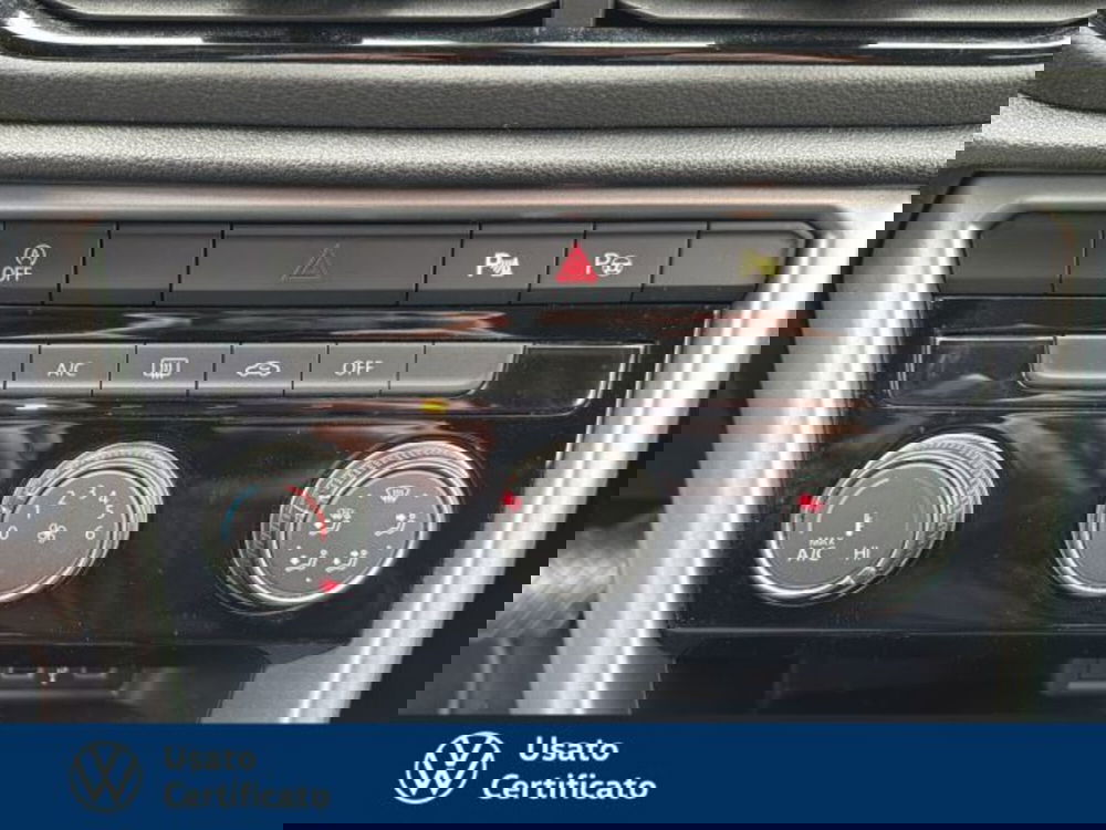 Volkswagen T-Roc usata a Vicenza (16)