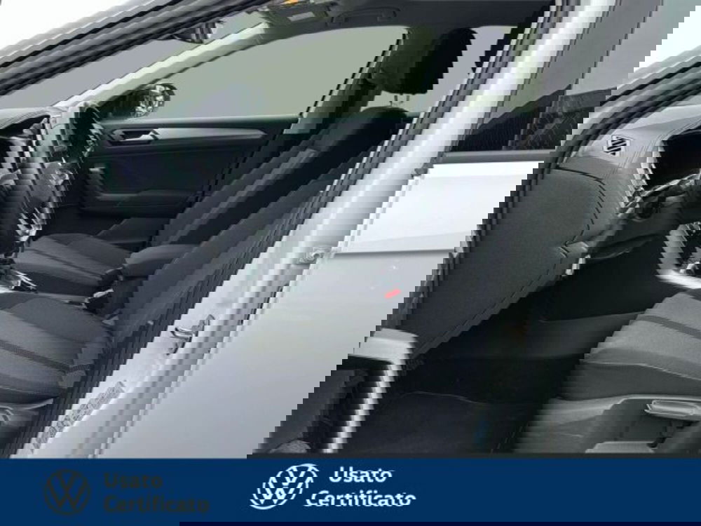 Volkswagen T-Roc usata a Vicenza (8)