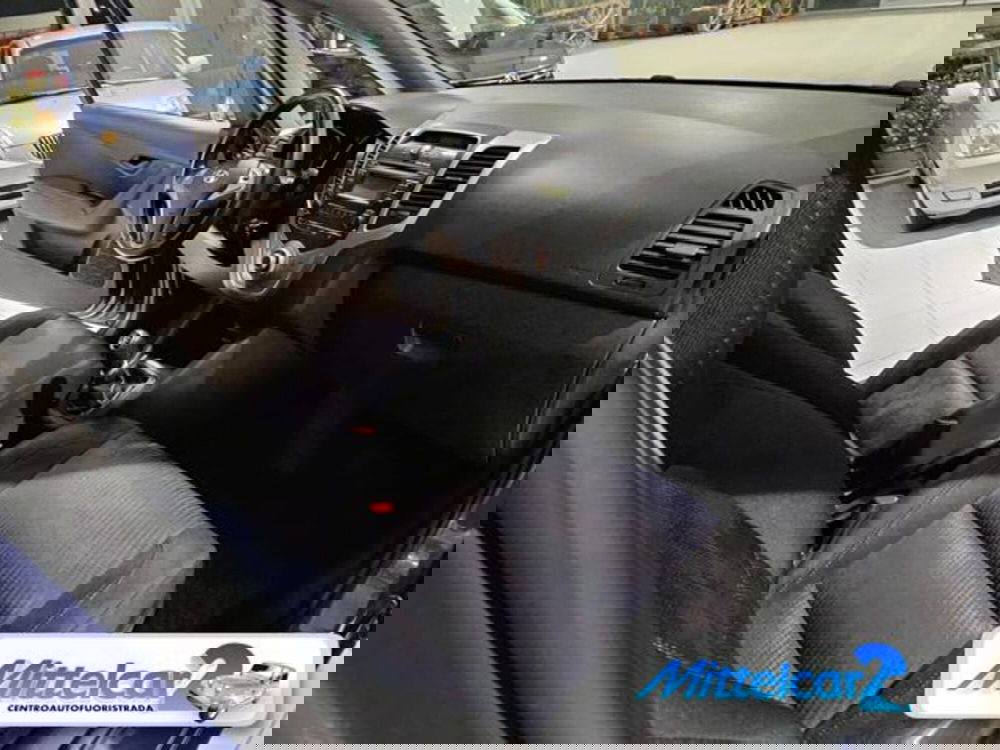 Hyundai ix20 usata a Udine (12)