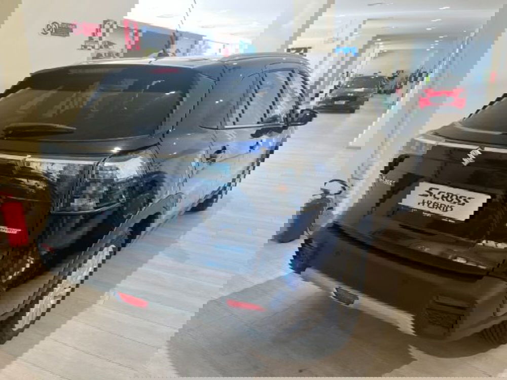 Suzuki S-Cross nuova a Torino (2)