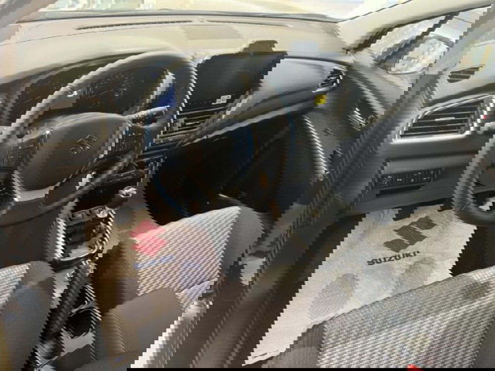 Suzuki S-Cross nuova a Torino (7)